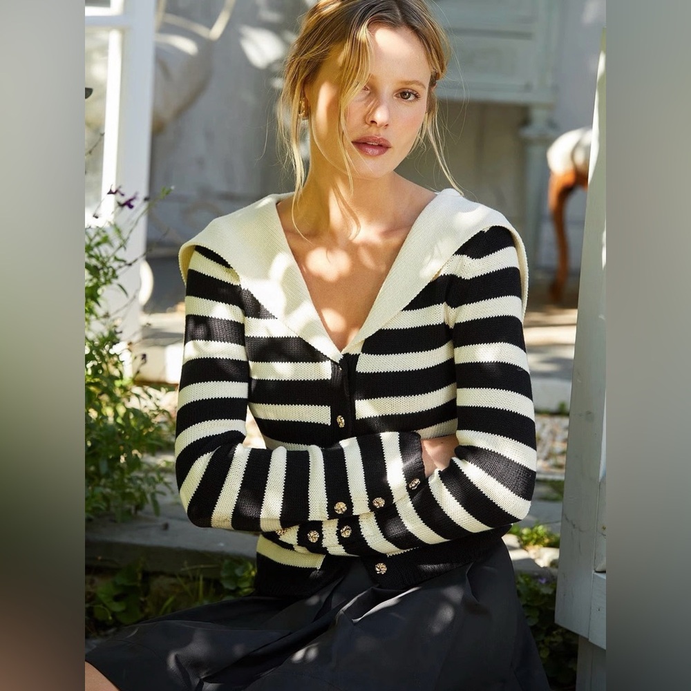 NWOT Analissa ASTR The Label Black & Cream Striped Gold Button Cardigan Size M